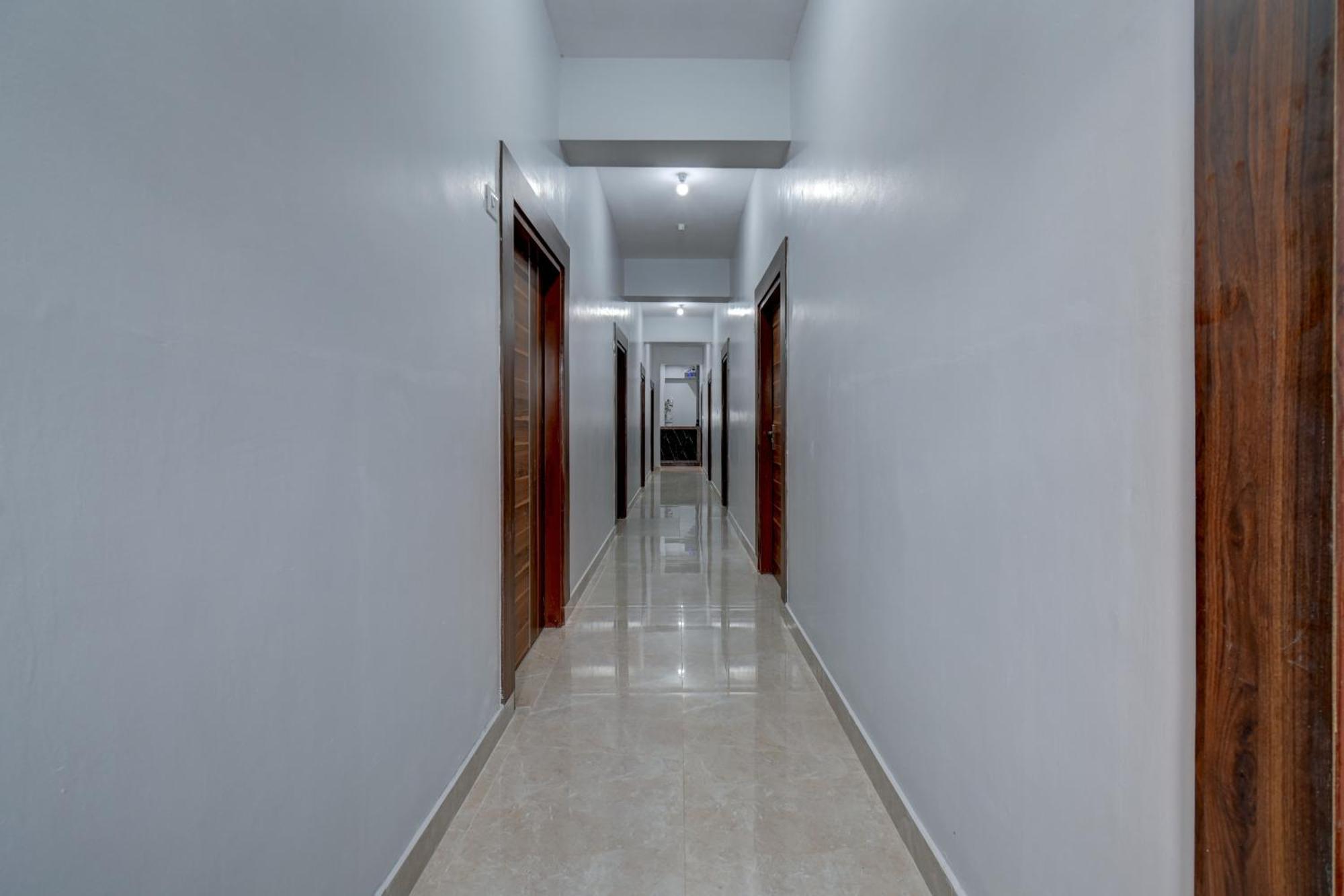 Hotel Cloud 9 Luxury Stay Mysore Exteriör bild