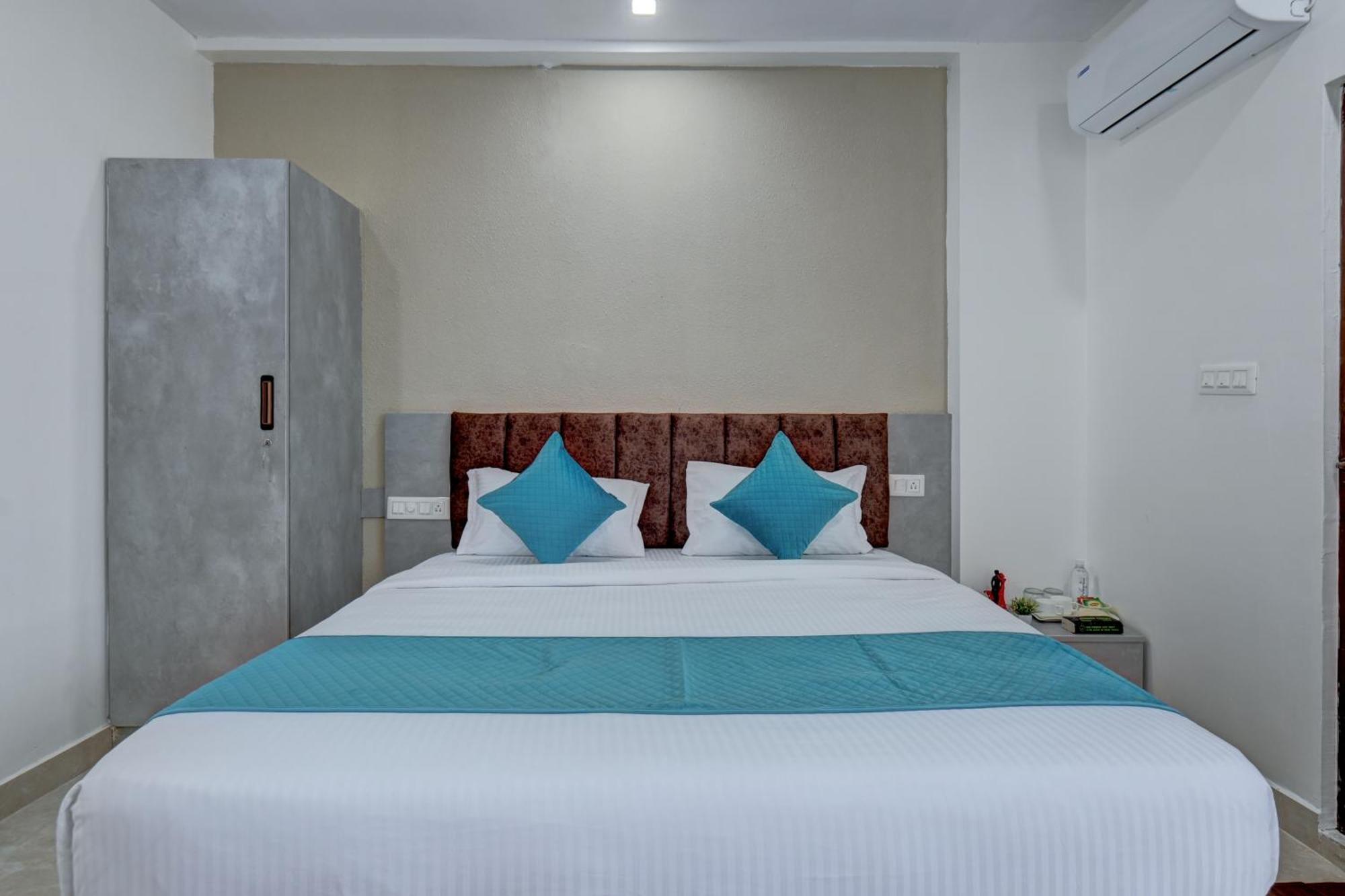 Hotel Cloud 9 Luxury Stay Mysore Exteriör bild
