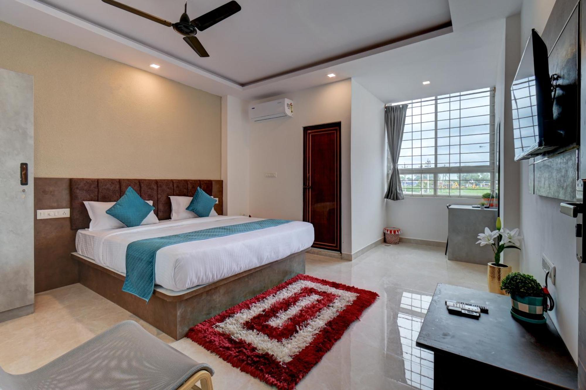 Hotel Cloud 9 Luxury Stay Mysore Exteriör bild