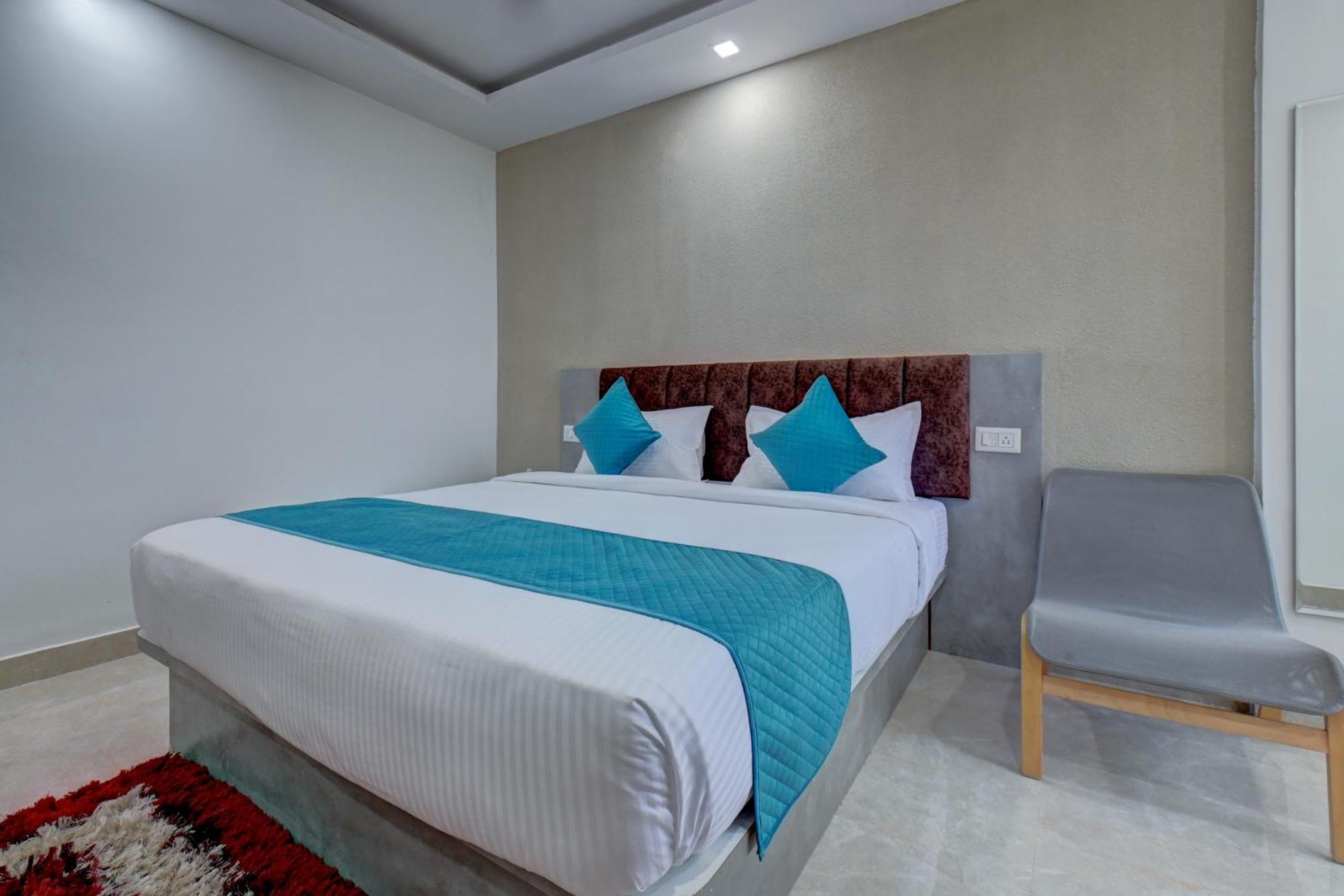 Hotel Cloud 9 Luxury Stay Mysore Exteriör bild