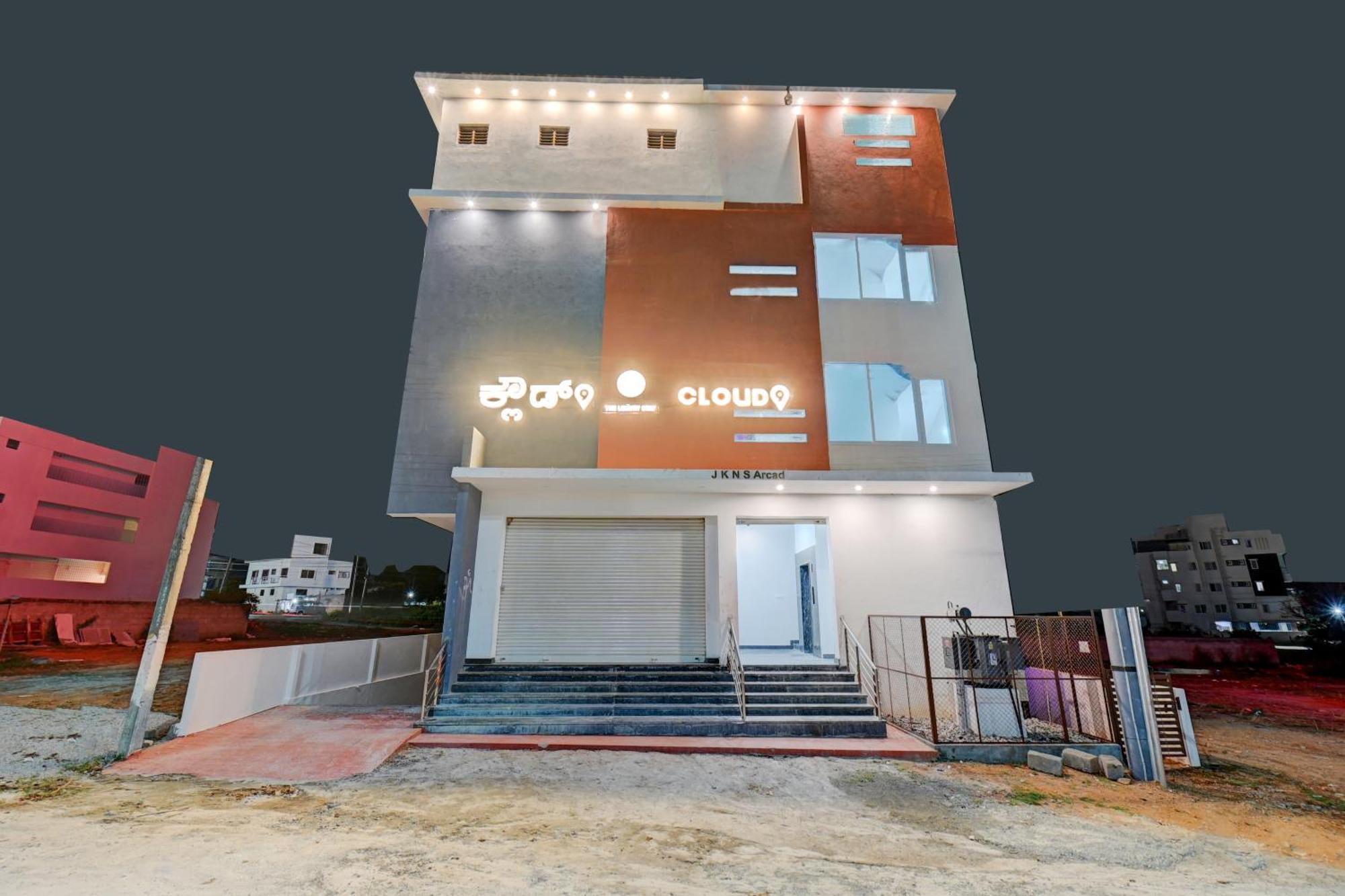 Hotel Cloud 9 Luxury Stay Mysore Exteriör bild